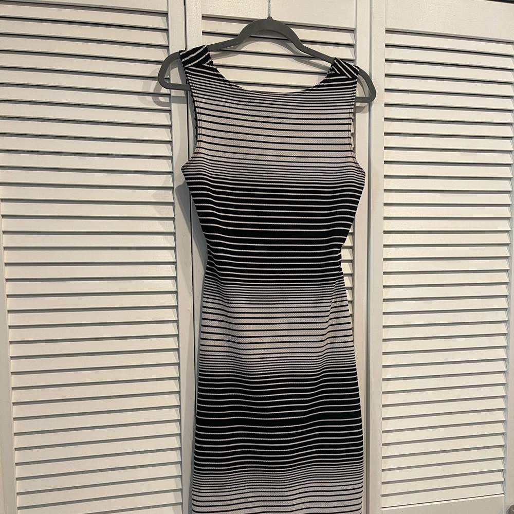 Black&white dress